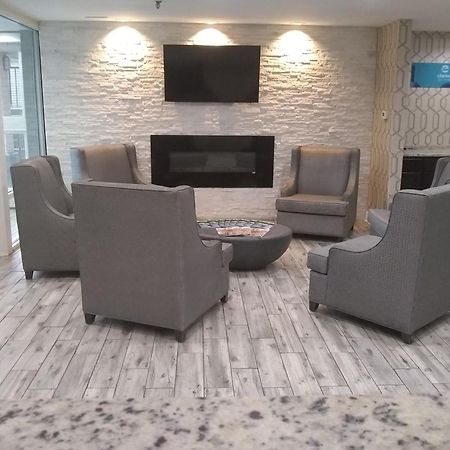 Clarion Pointe - Greensboro Coliseum Area Ngoại thất bức ảnh