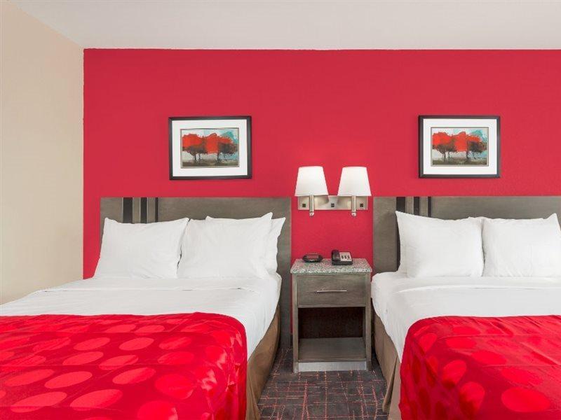 Clarion Pointe - Greensboro Coliseum Area Ngoại thất bức ảnh