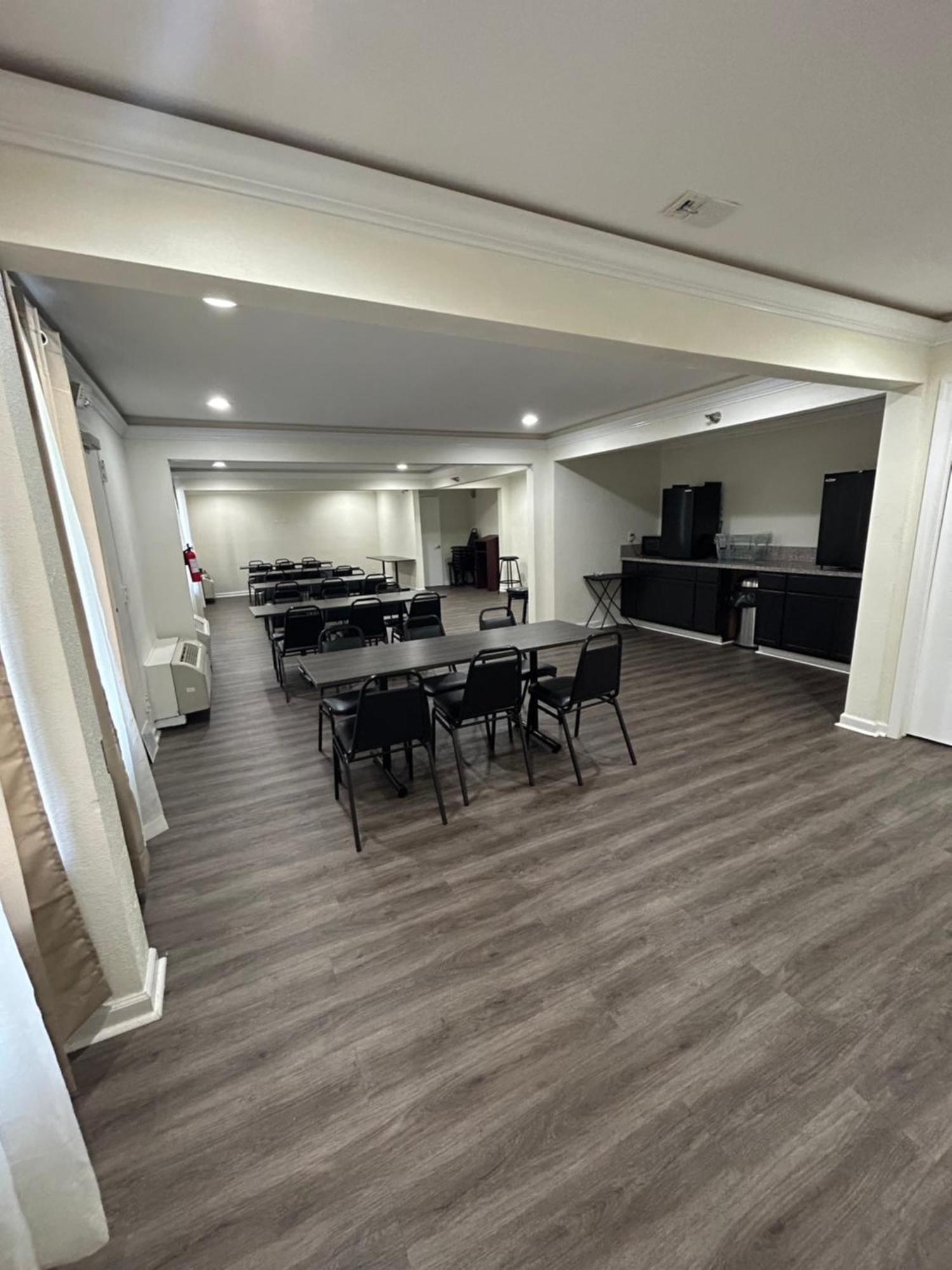 Clarion Pointe - Greensboro Coliseum Area Ngoại thất bức ảnh