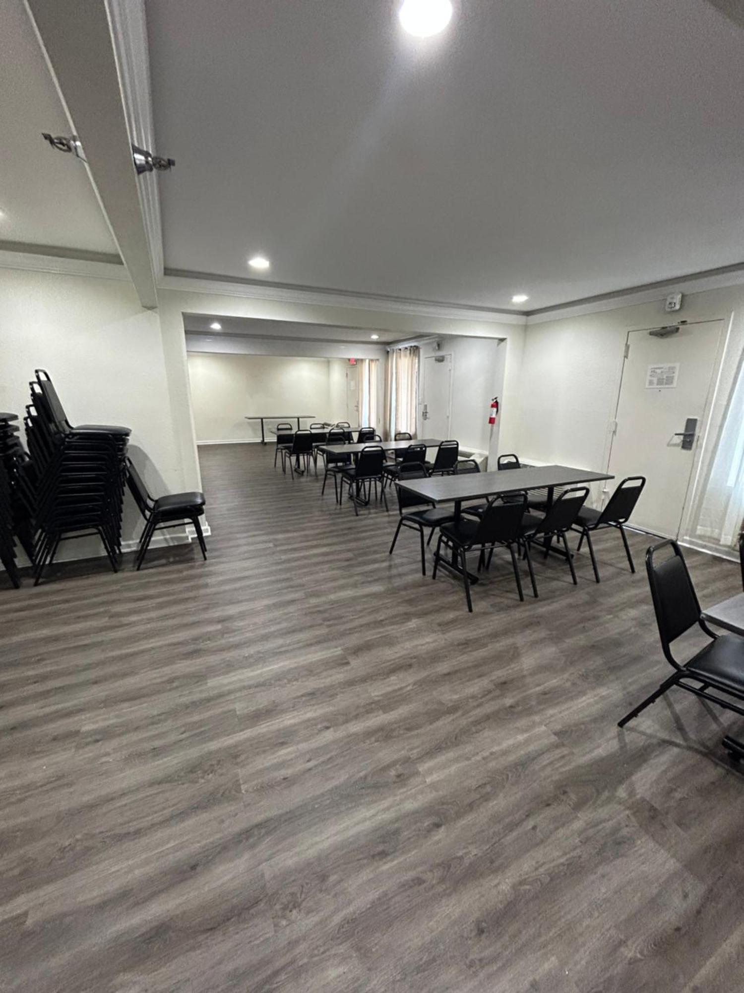 Clarion Pointe - Greensboro Coliseum Area Ngoại thất bức ảnh