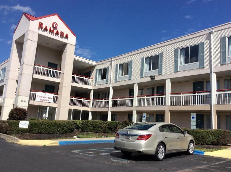 Clarion Pointe - Greensboro Coliseum Area Ngoại thất bức ảnh