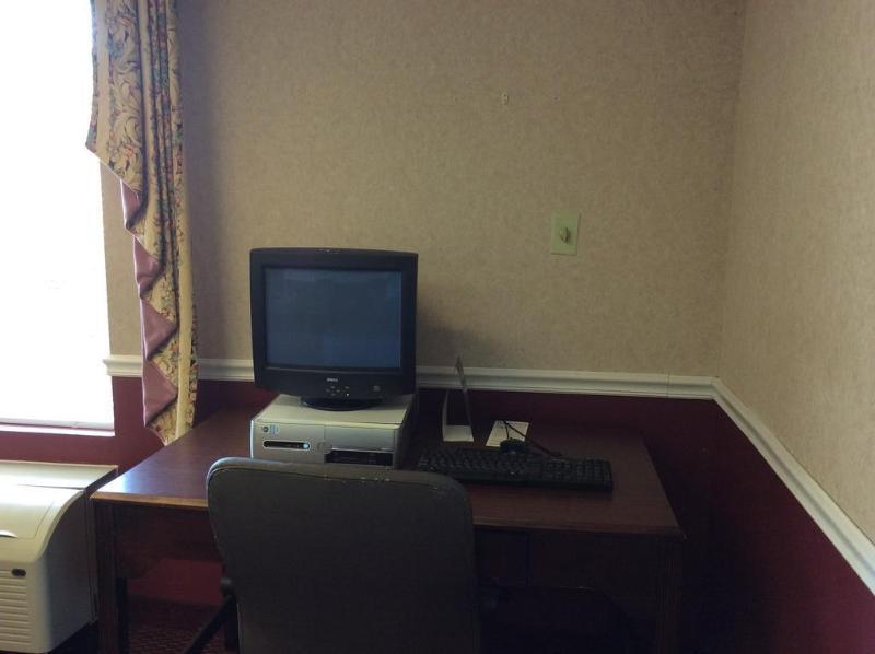 Clarion Pointe - Greensboro Coliseum Area Ngoại thất bức ảnh