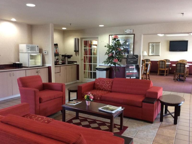 Clarion Pointe - Greensboro Coliseum Area Ngoại thất bức ảnh