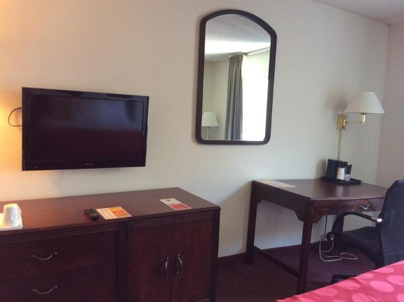 Clarion Pointe - Greensboro Coliseum Area Ngoại thất bức ảnh